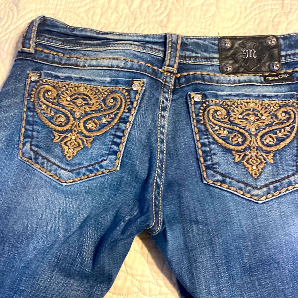 Miss Me (Jpw5123 boot) size 30 rhinestones